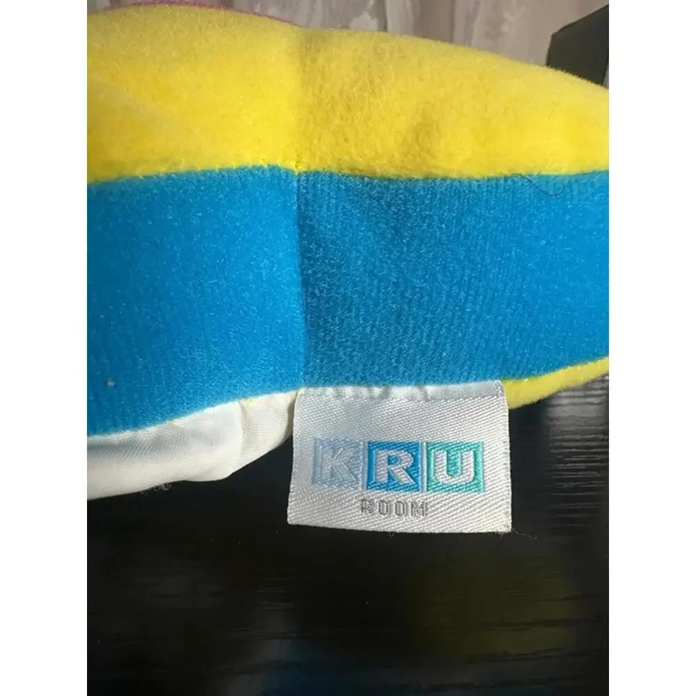 Vintage KRU Room Star Plush Pillow – Yellow, Pink & Blue Spiral Design - Picture 2 of 2